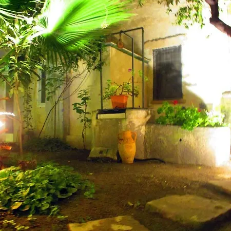 Dimora Villani ベッド・アンド・ブレックファスト